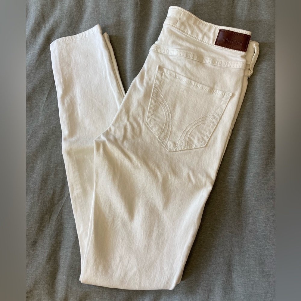 Hollister High-Rise Super Skinny Jeans